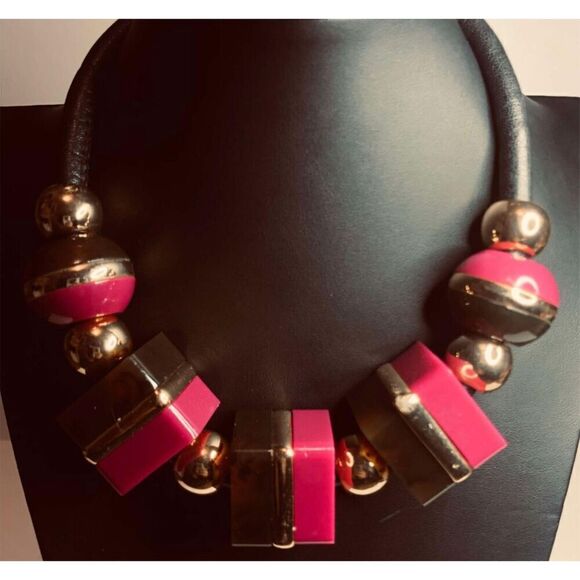 1057 Trina Turk Chunky "Mulholland Mod" oversized cubes leather collar necklace - Picture 1 of 4